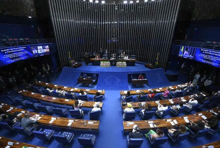 senado-votacao-edit