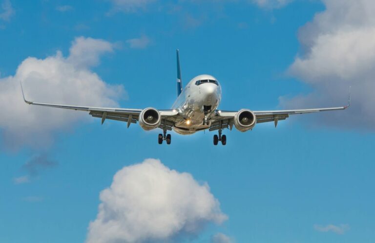 Avião