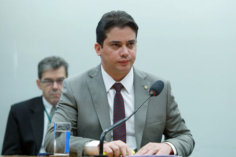 Júnior Mano