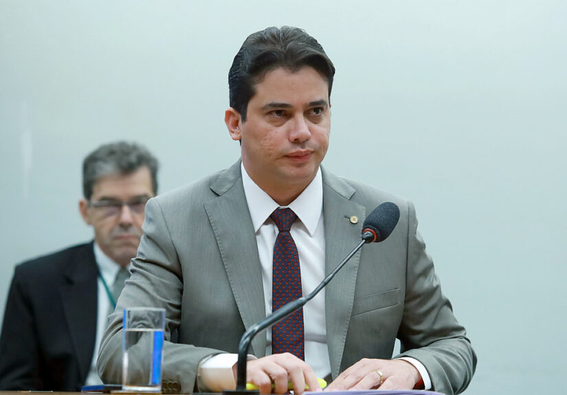 Júnior Mano