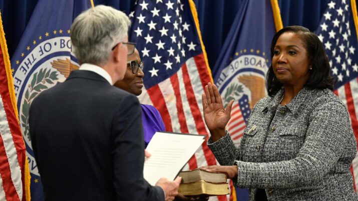 Lisa-Cook-diretora-do-Federal-Reserve-715x402