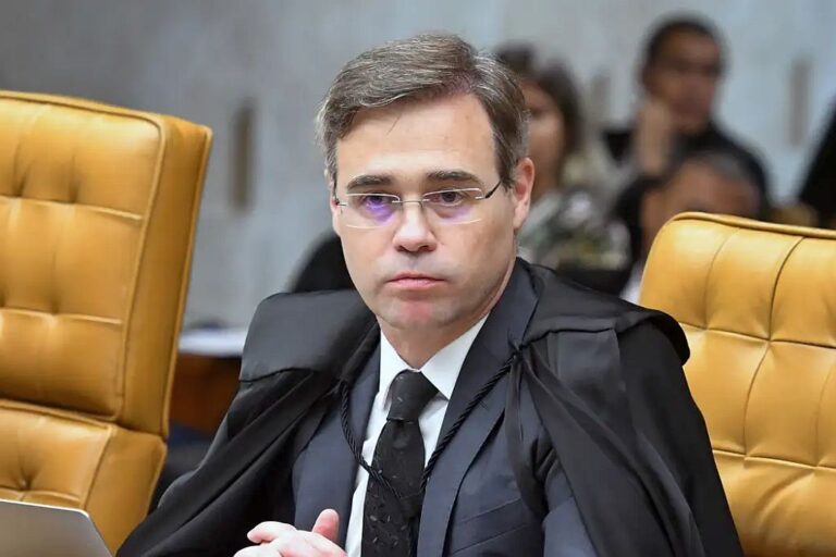 andré mendonça