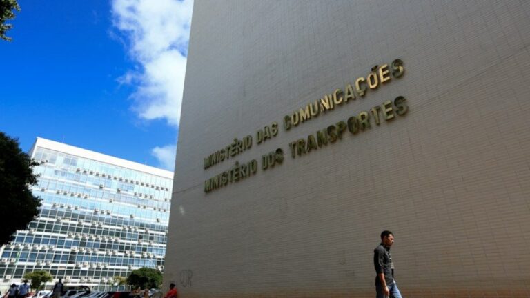ministério-comunicações-e-transporte-010316-RF_002-1280x720