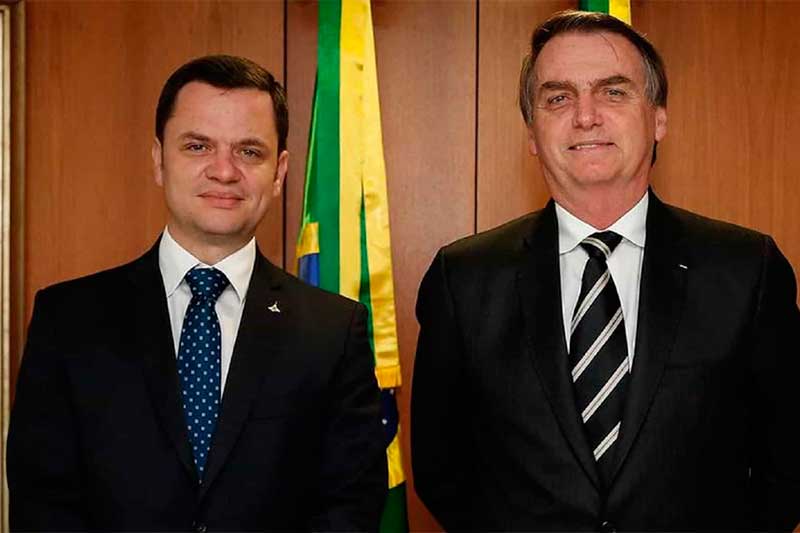 Anderson-Gustavo-Torres-com-o-presidente-Jair-Bolsonaro-Foto-Carolina-Antunes-PR