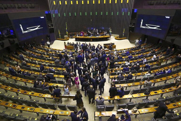 Plenário Câmara Deputados