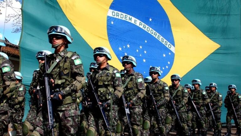 apresentacao-dos-soldados-do-exercito-brasileiro-1561128950844_v2_900x506