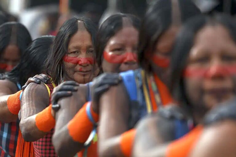 indigenas