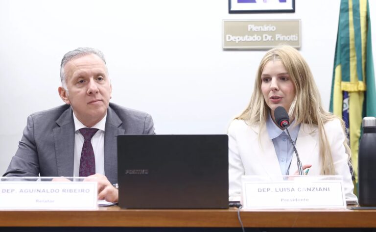 Aguinaldo-Luisa-by-Vinicius-Loures-Agencia-Camara