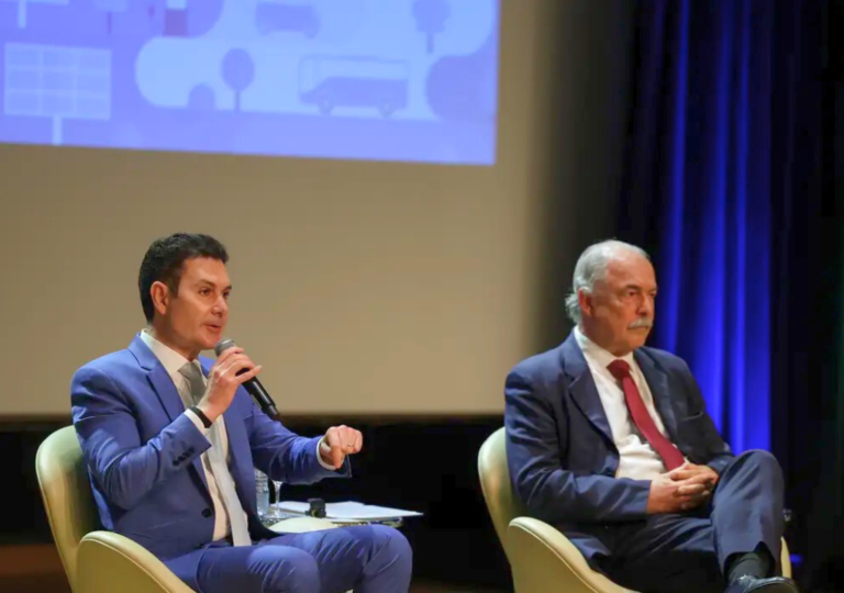 Poder News (1024 x 720 px)