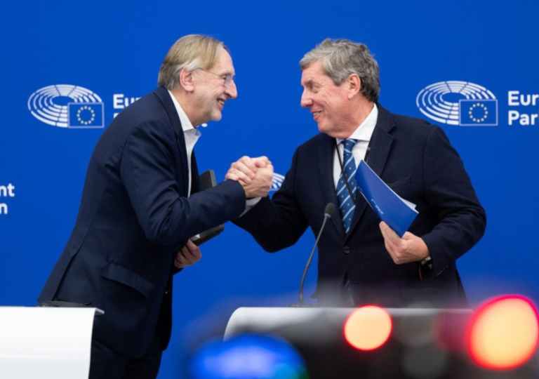 Poder News (1024 x 720 px)