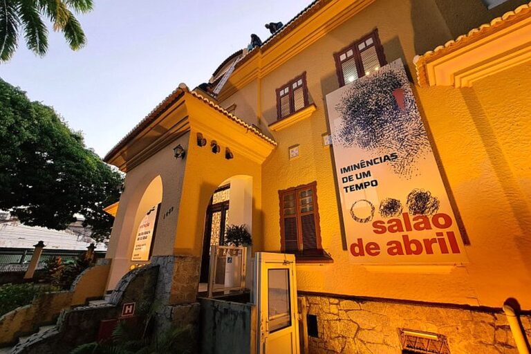 salao-de-abril