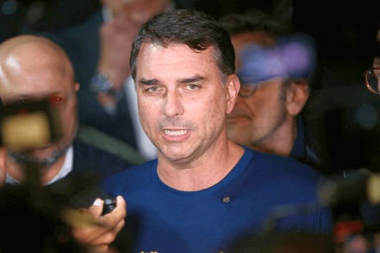 flavio-bolso-2