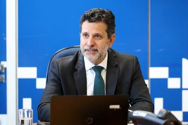 ministro-da-educaçao