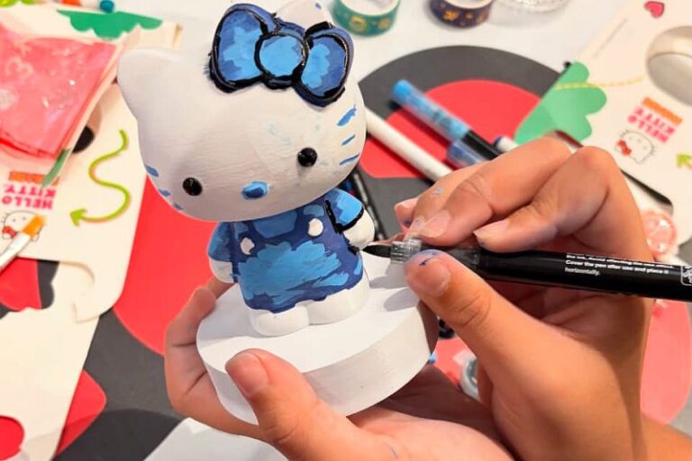 hello-kitty