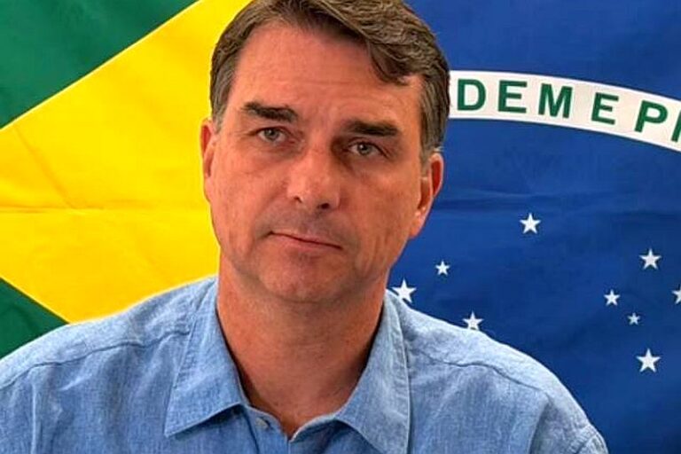 flavio-bolsonaro4