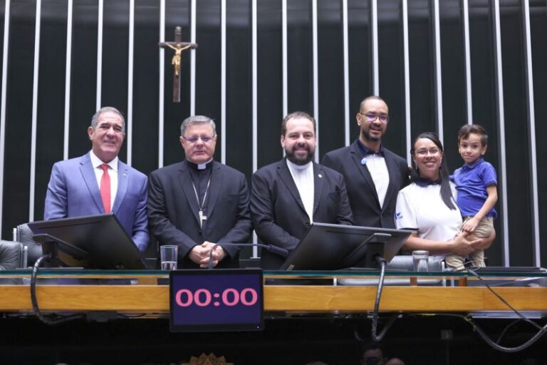 luiz-gastao-sessao-solene