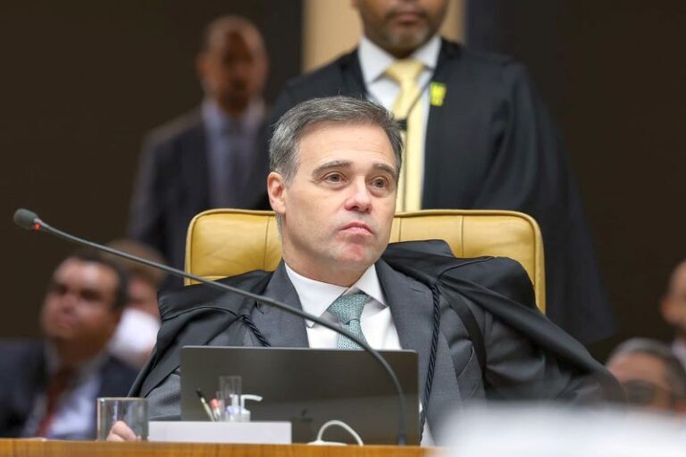 andré-mendonça1