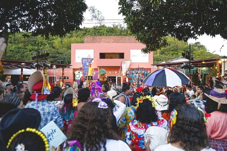 festival-de-teatro-guaramiranga