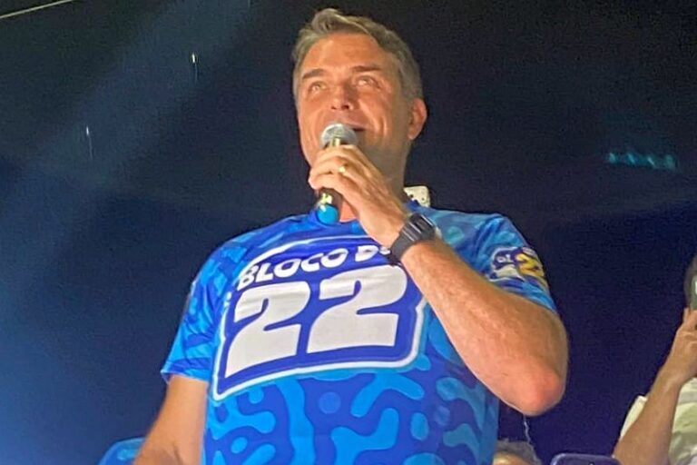 flávio-bolsonaro-fortaleza