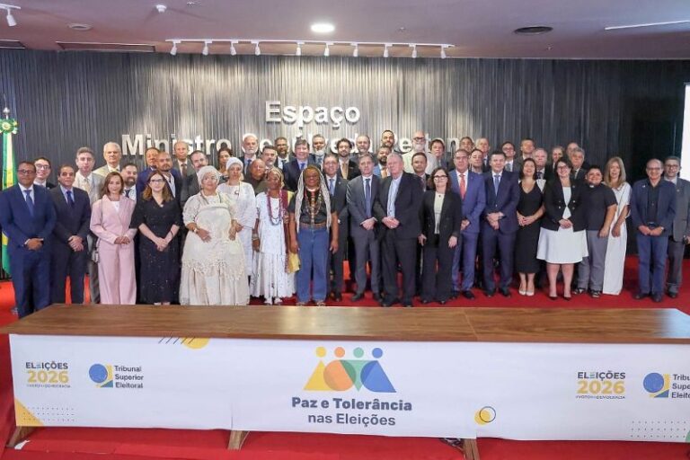frente-parlamentar-católica