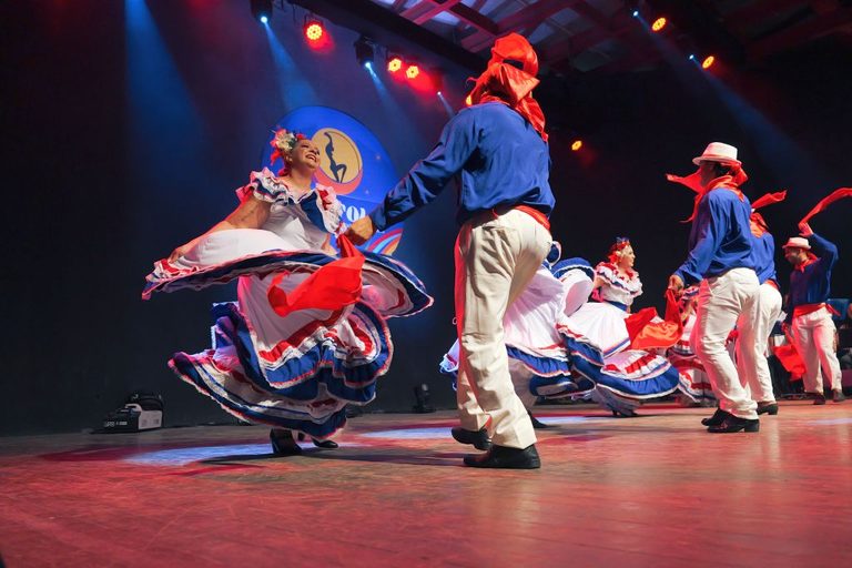 festival-de-folclore