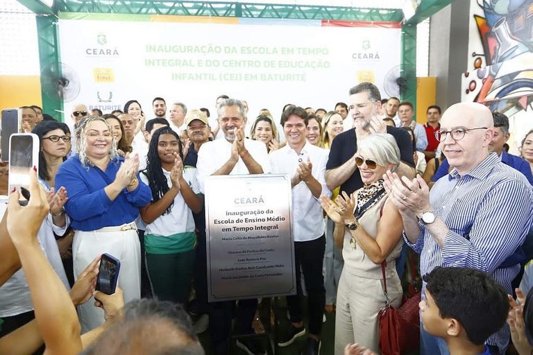 inauguração-escola-creche