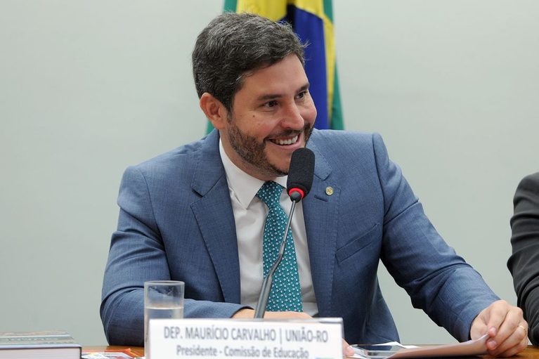 mauricio-carvalho