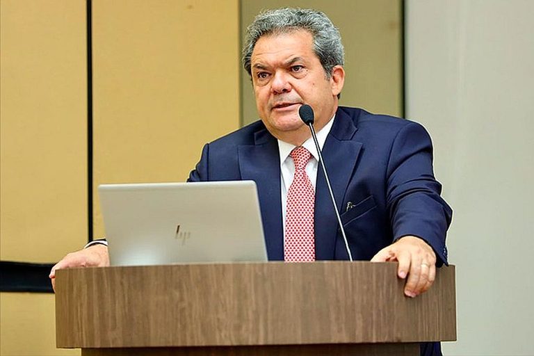 ministro-carlos-pires-brandão