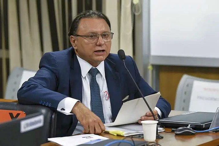 vicente-aquino